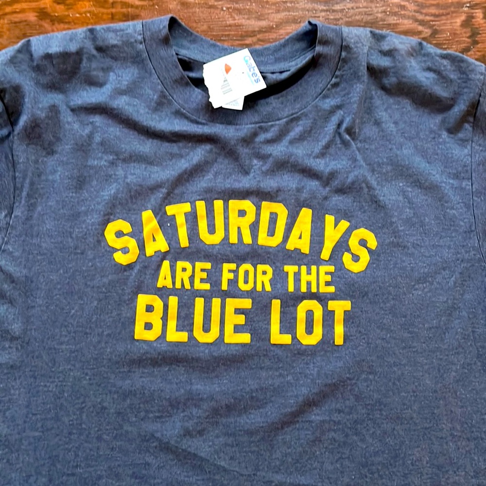 NWT WVU Mountaineers Mens Sz LT Shirt
